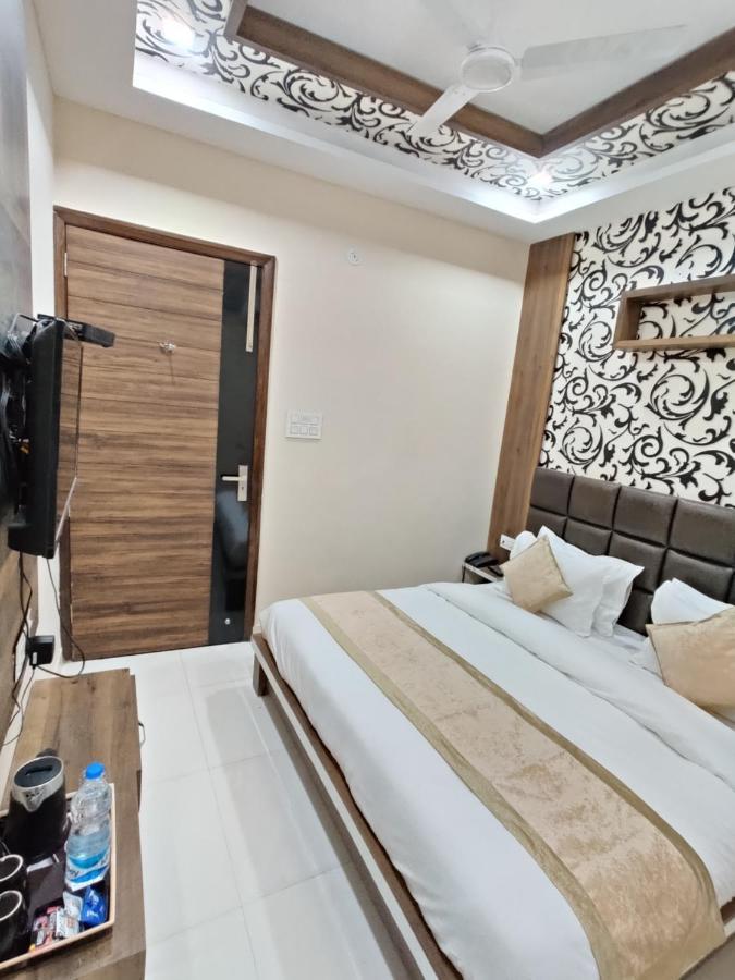 Hotel Guntas Residency à Amritsar Extérieur photo
