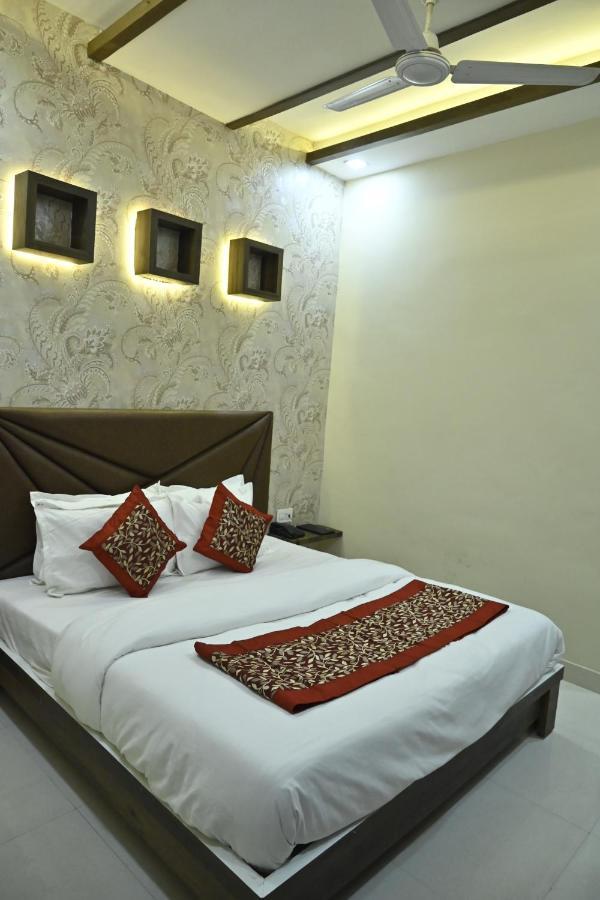 Hotel Guntas Residency à Amritsar Extérieur photo