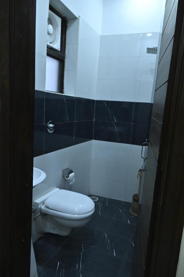 Hotel Guntas Residency à Amritsar Extérieur photo