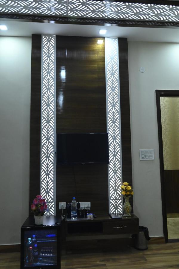 Hotel Guntas Residency à Amritsar Extérieur photo