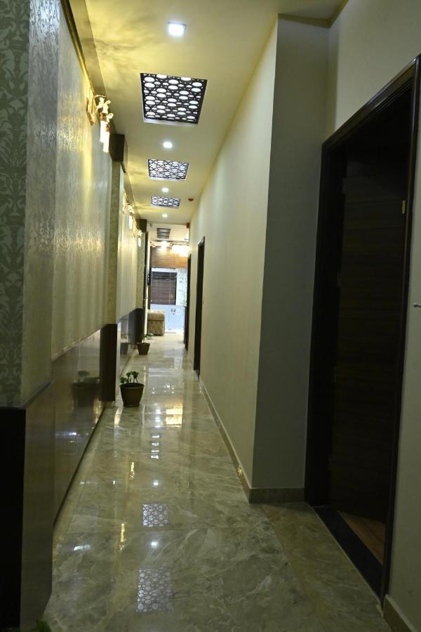 Hotel Guntas Residency à Amritsar Extérieur photo