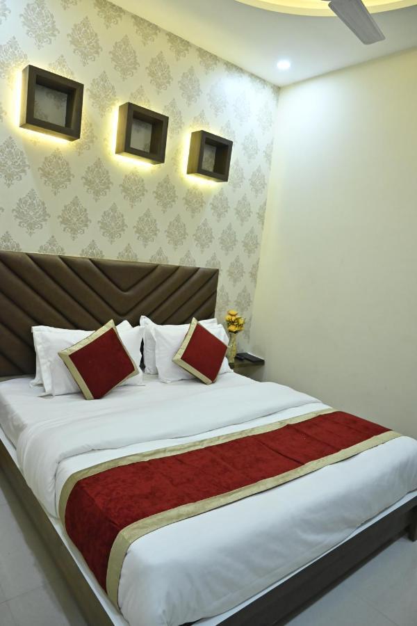 Hotel Guntas Residency à Amritsar Extérieur photo