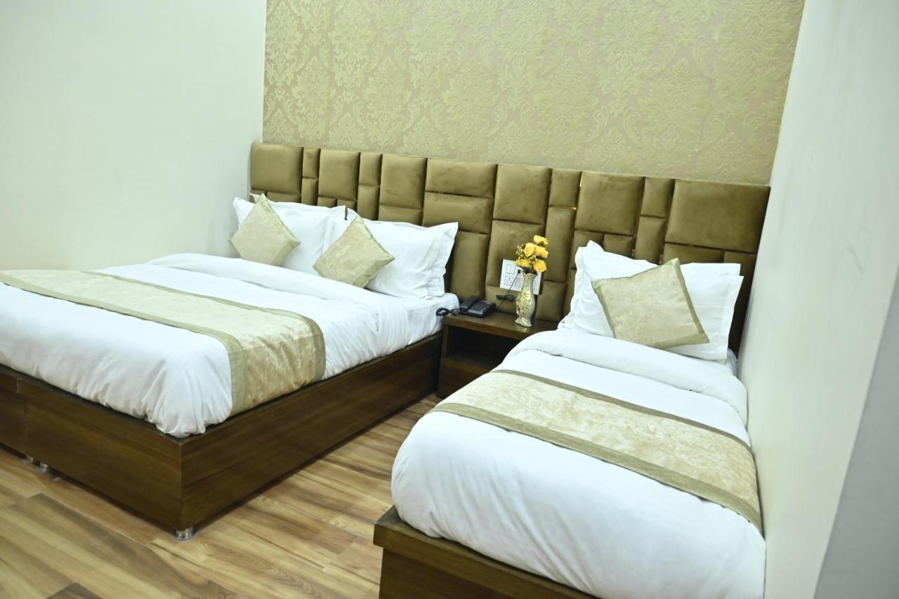 Hotel Guntas Residency à Amritsar Extérieur photo